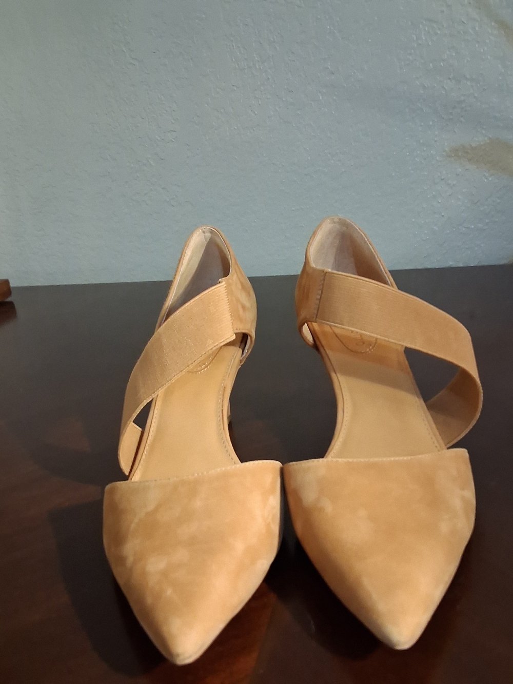 Corso Como Pointed Toe D'Orsay Heels in Tan Size 9M